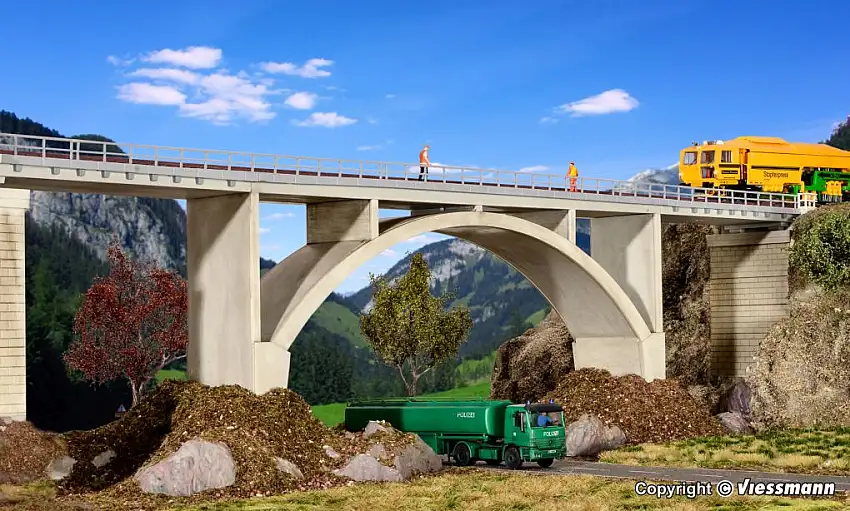 Kibri 39740 - H0-Spannbeton-Bogenbrücke, eingleisig