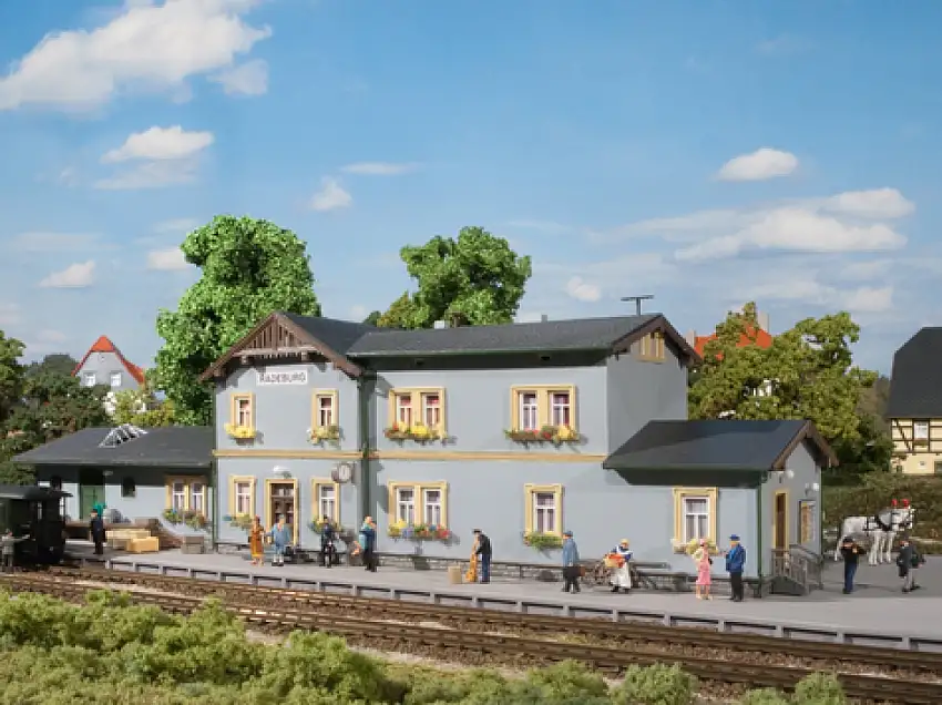 Auhagen 11329 - H0-Bahnhof Radeburg