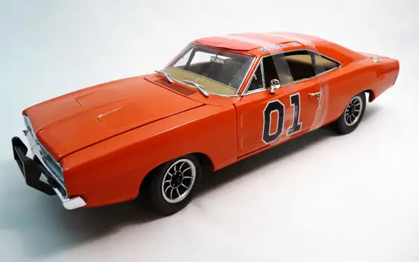 AutoWorld Silver Screen Machines General Lee 1969 Dodge Charger "The Dukes of Hazzard", #AMM964