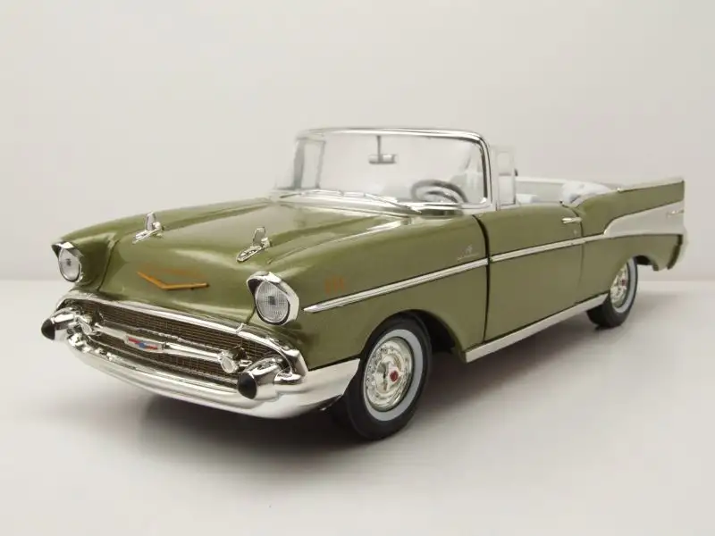 Chevrolet Bel Air Convertible 1957 grün metallic Modellauto 1:18 Auto World
