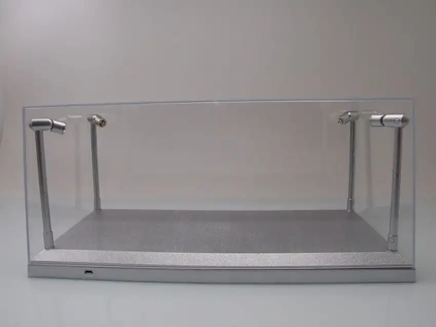Klarsichtbox Vitrine mit LED-Beleuchtung silber für 1:18 Modellautos 4 LED-Lampen Triple9