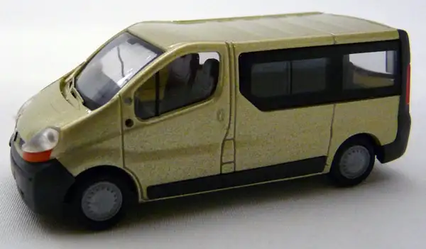 Rietze Renault Trafic Combi grüngelb metallic #21370