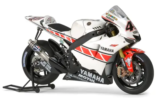 Tamiya Yamaha YZR-M1 50th Anniversary Valencia edition #46