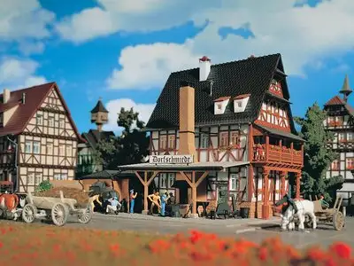Vollmer #3696 Dorfschmiede mit Inneneinrichtung und Beleuchtung