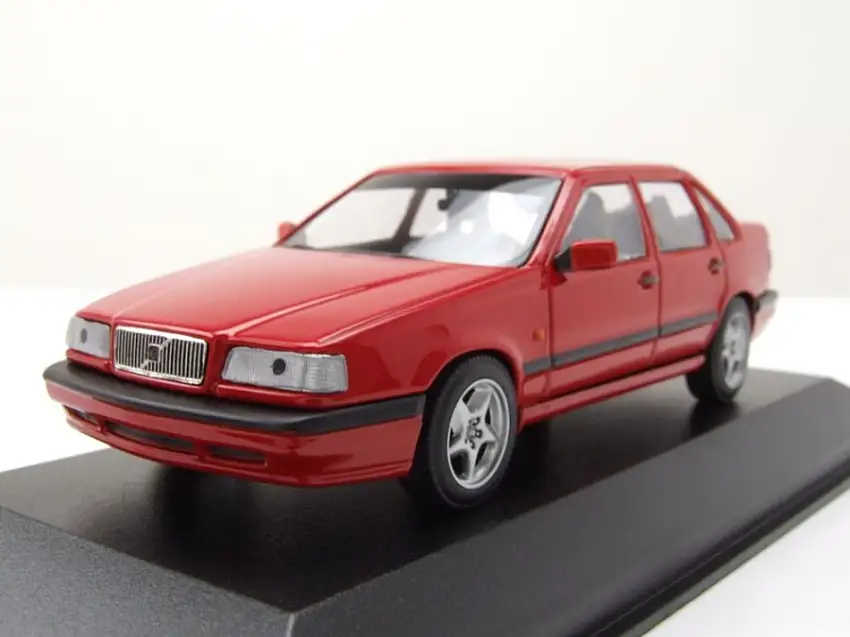 Volvo 850 1994 rot Modellauto 1:43 Maxichamps