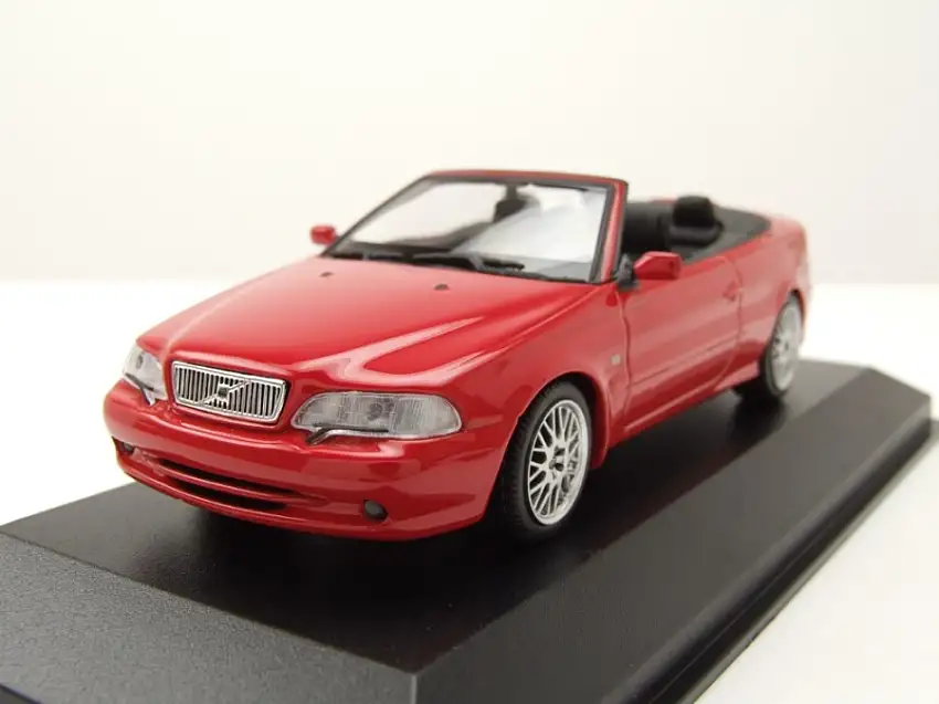 Volvo C 70 Cabrio 1998 rot Modellauto 1:43 Maxichamps