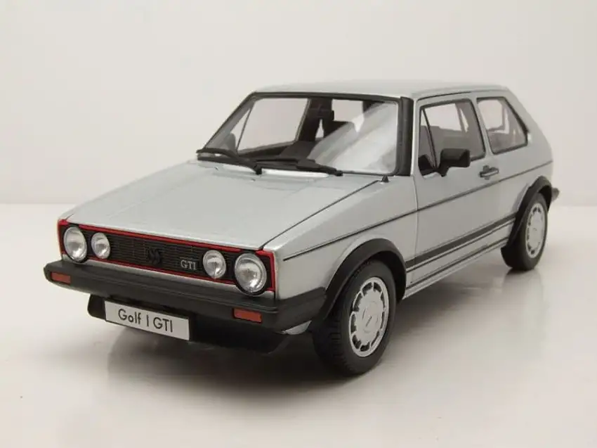 VW Golf 1 GTI Pirelli 1982 silber Modellauto 1:18 Welly