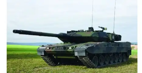 Schuco 452680100 - 1:87-Tank Leopard 2A7V