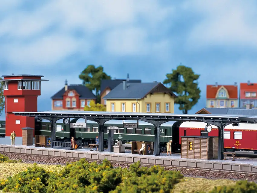 Auhagen 11376 - H0-Bahnsteig
