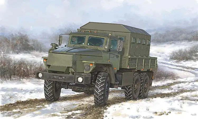 Trumpeter 51071 - 1/35 URAL-4320 CHZ