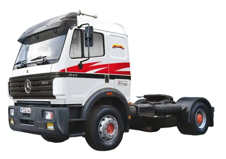 Italeri 03956 - 1:24-Mercedes-Benz SK1844 LS V8