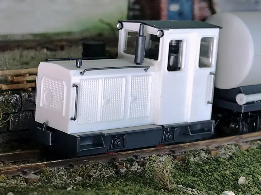 Minitrains 2080 - H0e-Schöma Diesellok, weiß