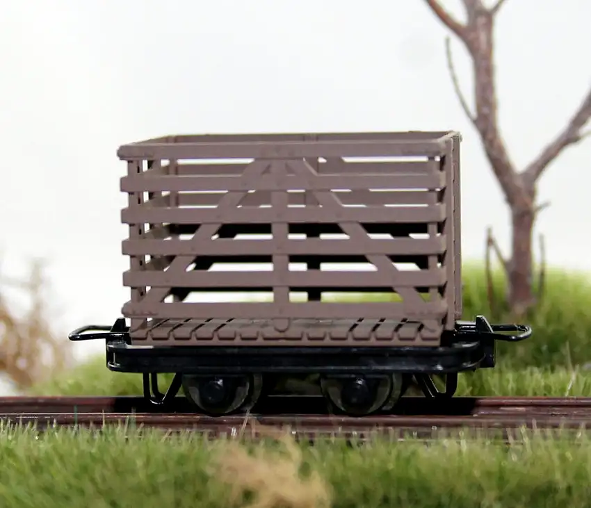 Minitrains 5187 - H0e-4 Torfwagen im Set
