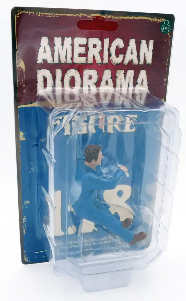 American Diorama "Frank" beim Schrauben unter der Haube Mechaniker Figur 1:18, #AD-38179