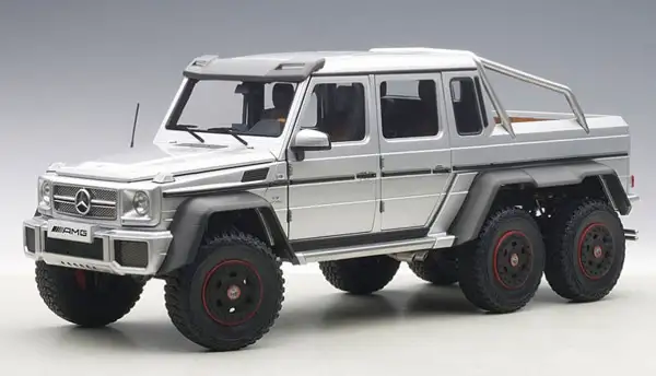 Autoart Mercedes-Benz G63 AMG 6x6 silber, #76301