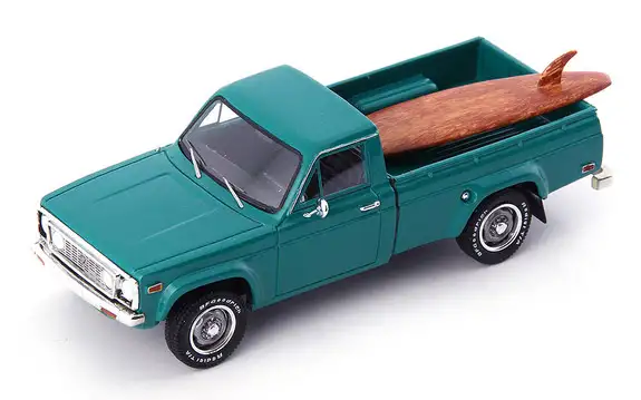 AutoCult Mazda Rotary Wankel Pick-Up 1974 mit Surfbrett, türkis, #08012