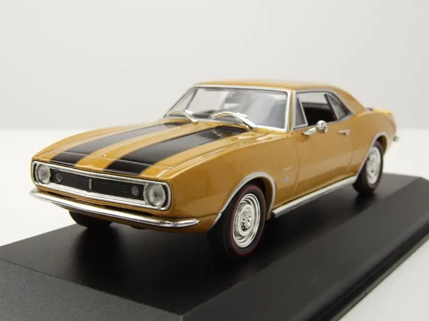 Chevrolet Camaro 1967 gold Modellauto 1:43 Maxichamps