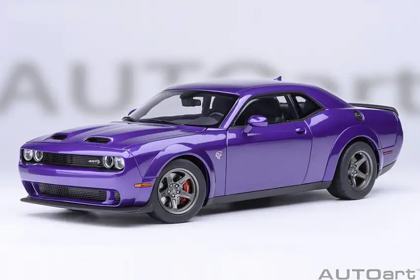 Dodge Challenger SRT Superstock 2023 lila Modellauto 1:18 Autoart