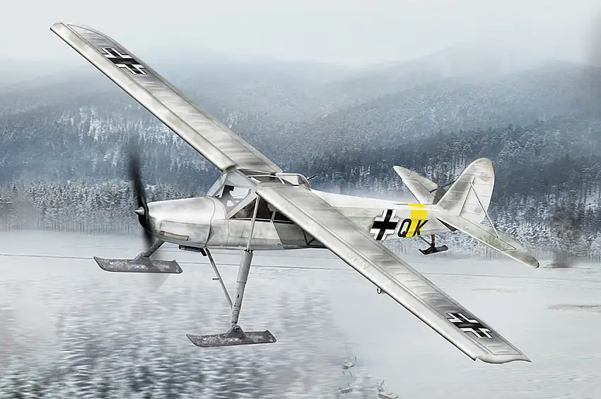 Hobby Boss Fieseler Fi156 C-3 Storch Aufklärungs- und Transportflugzeug mit Skiern #80183