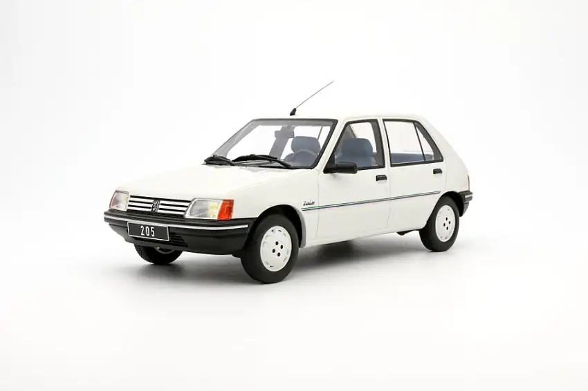 Peugeot 205 Junior 1988 weiß Modellauto 1:18 Ottomobile