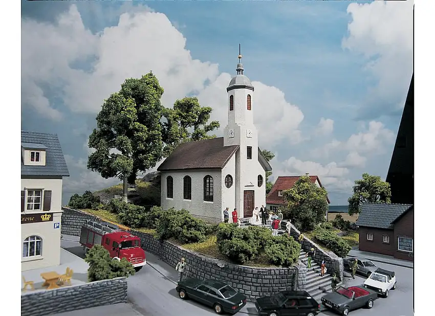 Piko #61825 Dorfkirche St. Lukas
