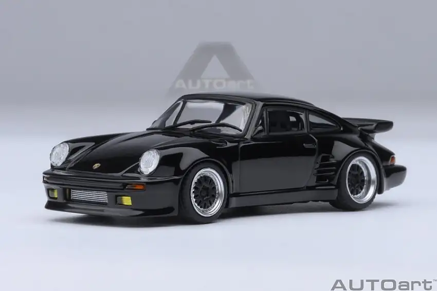 Porsche 911 (930) Turbo schwarz Blackbird Wangan Midnight Comic #1 Modellauto 1:64 Autoart