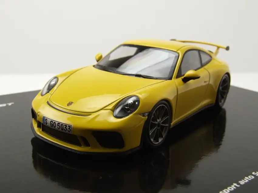 Porsche 911 (991.2) GT3 2017 gelb Modellauto 1:43 Minichamps